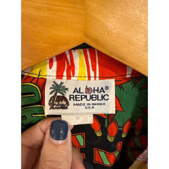 Vintage Aloha Republic Mens Mele Kalikimaka Hawaiian Shirt Holiday Print Button- - Picture 2 of 6